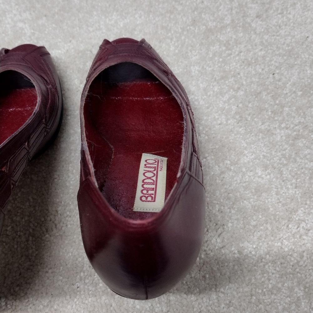 Vintage Bandolino Women's Red Peep Toe Shoes - Picture 11 of 14